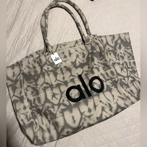 ALO Yoga Camouflage Tote Bag